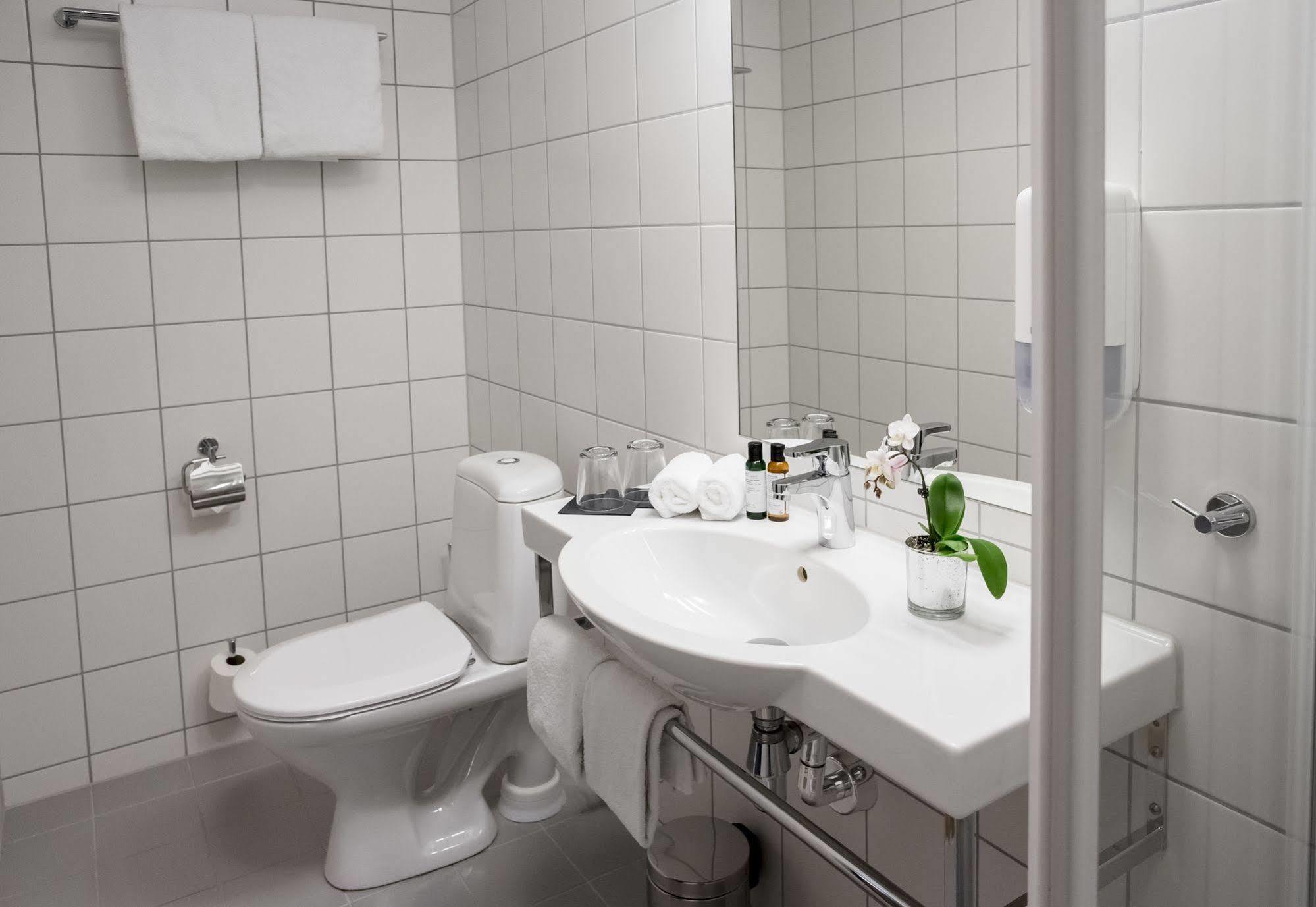 Fredriksten Hotell Халден Екстериор снимка